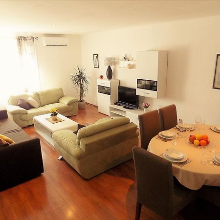 Apartment Anamarija Njivice Luaran gambar